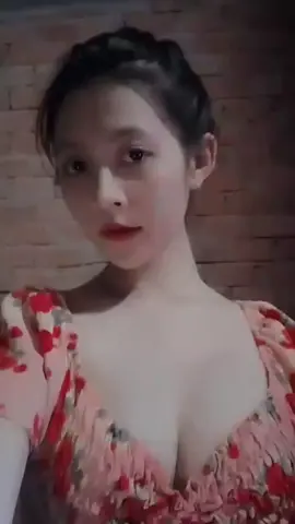 em là con của má em 😊😊