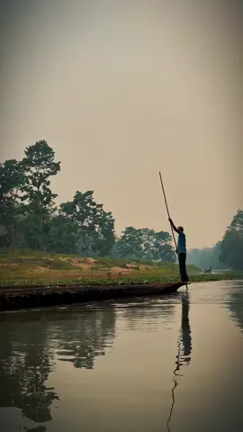 Sauraha chitwan. #fyp #fypage #sauraha #chitwan_muser #boating #nepal8thwonder #everythingaboutnepal #sunset #CapCut 