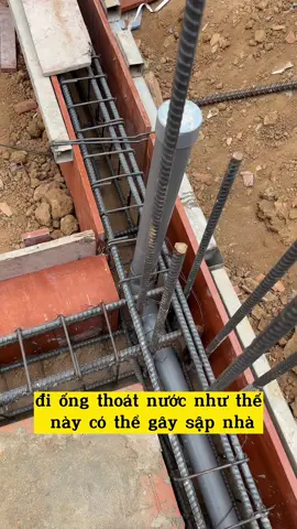 Lỗi đi ống thoát nước trong dầm #LearnOnTikTok #phuongnhapho #kinhnghiemxaynha