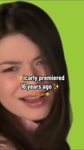 How old were u in 2007? #icarly #icarlyedit #icarlyedits #mirandacosgrove #throwbacksongs #forgotten #nickelodeon #drakebell #jenettemccurdy #millennialsoftiktok #genz #childhoodmemories 