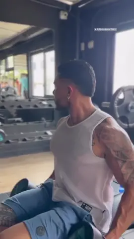 TIENDA FITNESS PUЯPUЯA, #bogota (Zona T) 🟣 - Hacemos envíos 🚀 a todo el país! - Por compras superiores a $99.900 el envío es gratis!! 🆓💨 - Ventas mayoristas!💰 📲 Pregunta por catálogo y asesorías personalizadas!! 👕📸 (link en la Bio)  💳 BONOS ЯEGALO desde $50.000! #cardioliss #cardiohiit #sportswear #tiendafitness #wheyprotein #personaltrainer #bodybuilding #bogofitness #colombiafitness #preworkout #legday #backday #fitwear #soyfitness #oversize #gymtime #fitnessmodel #creatina #gym #ropafitness #pushup #gluteo #fitnesswoman #straps #wellness #straps #zonat #rodilleras #cheatmeal