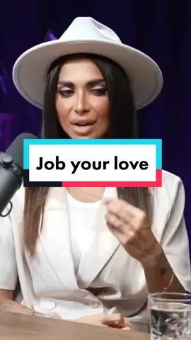 Transform your passion into a business #CapCut #saraalmadani #mindvalleycommunity #vishen #mindvalleypodcast #jobyourlove #womenenpowerwoman #womanentrepreneurship #awardwinning 