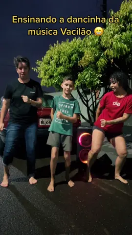 Coloquei a família toda pra dançar 😍😍