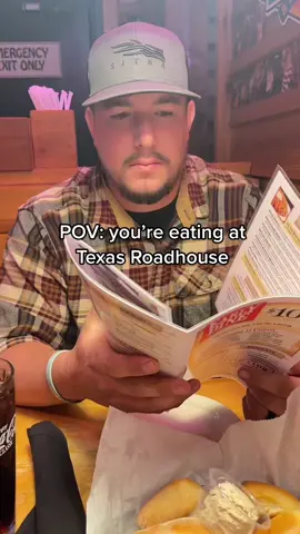 Keep ‘em coming 😋 #texasroadhouse #datenight #rolls #idontneedthismenu #couplegoals #couplecomedy #marriedlife 
