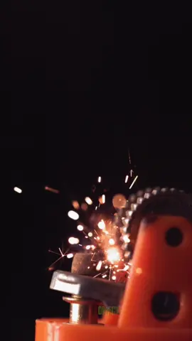How Does the Lighter Work at 2000fps #macro #amazing #closeup #satisfying #slowmo 