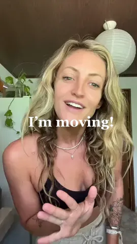 Unpopular opinion…moving is a blast #costarica #moving #fyp 