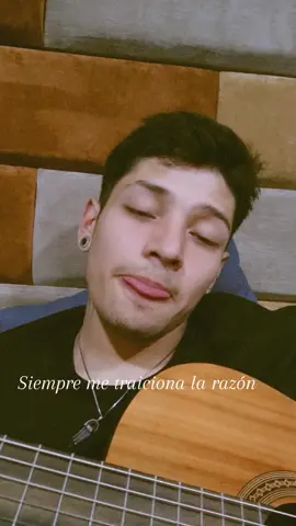 Vivir asi es morir de amor !! 🥺 #fypシ #guadalajarajalisco #music #amadodiego #VoiceEffects #extrañar #amor #desamor #vivirasiesmorirdeamor #siempremetraicionalarazon #noselucharcontraelamor #yanopuedomass💔 