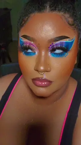 idk why I'm just now doing this?? I've been wearing faux septum rings for a long time now 😒 but oh well now we all know about this tip! hope it helps 😌💕 #septum #septumpiercing #fakeseptum #jewelry #nosepiercing #BeautyTok #blackgirlmakeup #blackgirlfyp #makeup #fypmakeup #lashes #beauty #makeup #DIY #psa #fyi 