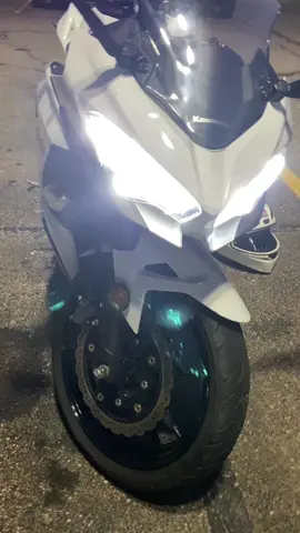 NINJA 400 At Night At The Gym#motorcycle #ninja #fyp 