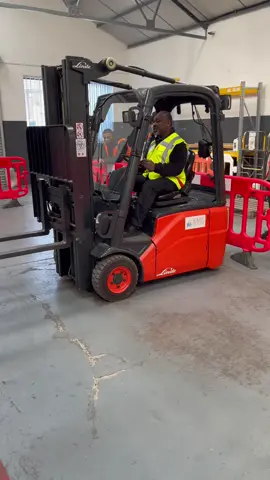 Our instructor is hard at work providing training for our candidates today here at RMC Forklift Training… 📱0121 416 8566 💻www.rmcflt.co.uk 📍Unit 2, 193A Streetly Road, Birmingham, B23 7AH #f#forklifttrainingf#forkliftcoursesf#forkliftjobsf#forkliftinstructorsb#birminghamw#warehouseoperativeW#WarehouseJobst#trainingcoursest#trainingf#forklifttrainingcoursesp#professionaltrainingw#westmidlandw#warehouseworksandwell 