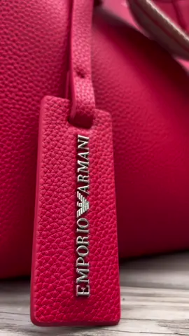 Armani❤️‍🔥 #armanibags #armaniexchange #redbag #luxurylife #trend #brand #fyp #keşfet #details #aesthetic 