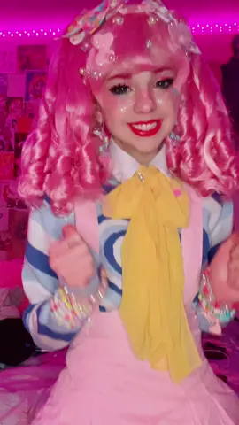 Cant talk im working (im downloading sims 4 cc) #pinkiepie #pinkiepiemlp #mlp #mylittlepony #mlpcosplay #pinkiepiecosplay #equestriagirls #equestriagirlscosplay #mylittleponycosplay #mylittleponypinkiepie #cosplayer #cosplay #makeup #makeupartist #contacts #cute #cosplaymakeup #pinkiepiecosplayer #pinkiepieedit 