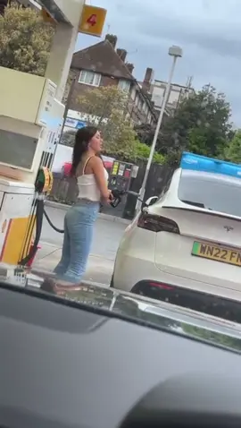 Why is she putting gas in a Tesla?! 😂😂 (via @Jason Moments)