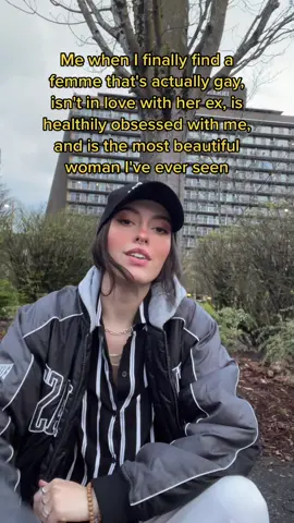 Its like finding a fucking unicorn bruh 🦄 #🏳️‍🌈 #wlw #lgbt #fyp #wlwtiktok #lesbian #queertiktok #lesbiansoftiktok 