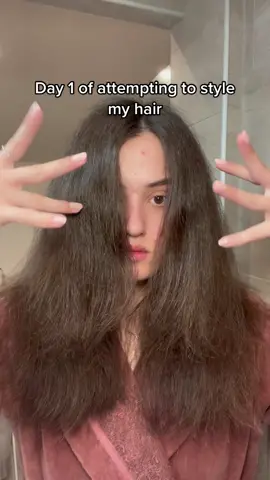My hair is super puffy, it’s almost imposible to style it tbh. In this series I am going to attempt various hairstyles and see if they work for my hair #hair #hairstyle #hairtok #curlyhair #hairtutorial #dysonhair #hairtransformation #BeautyTok #series #day1 
