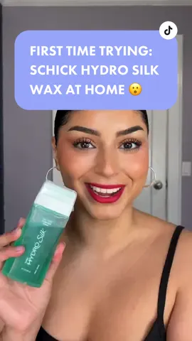 FIRST TIME WAXING AT HOME!😝 @schickhydrosilk #hyrdrosilkpartner #firsttimewaxing #waxingunderarms #waxing #waxingathome 