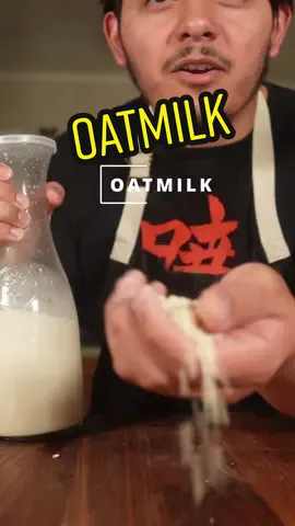 How to make homemade oatmilk! #oatmilk #milk  #oats#veganrecipes 