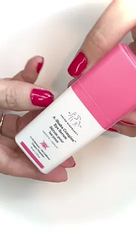 #gifted Drunk Elephant’s A-Shaba Complex has made a marked improvement in the fine ones and wrinkles around my eyes. I just use a small amount, but it makes a world of difference. It has a gentle, but effective, dose of 0.1% vegan retinol, 3% antioxidant-rich caffeine, and copper peptides that targets fine lines and wrinkles and reduces puffiness for a rested, more youthful appearance. I’ve experienced less puffiness around the eyes since using Drunk Elephant’s A-Shaba Complex, and my skin looks and feels more moisturized and firm. I use it every day. It’s a new favorite! ⁣ .⁣ .⁣ .⁣ .⁣ .⁣ #beautybloggers #cleanskincare #drunkelephant #drunkinlove #firstaidbeauty #freshbeauty #glowrecipe #haircare #igskincare #instaskincare #paulaschoice #sephora #skincareaddict #skincareblog #skincareblogger #skincarecommunity #skincareessentials #skincareflatlay #skincarejunkie #skincarelover #skincareobsessed #skincareproducts #skincarereview #skincareroutine #skincaretips #skinfluencer #skinsta #skinstagram @drunkelephant 