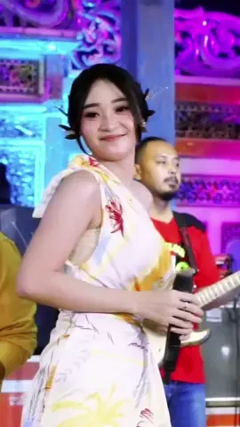 #pantunjanda #difarinaindra #omadella 