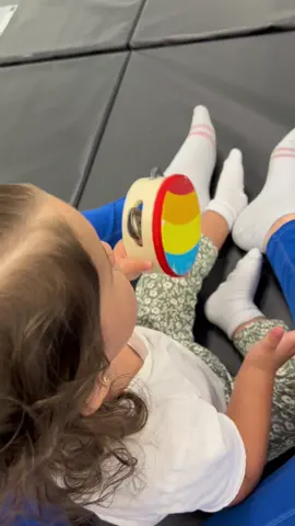 Clase de estimulación temprana en McAllen 🙌 #estimulaciontemparana #956rgv #rgv #mcallen #elvalledetexas #maternidad #minivlog 