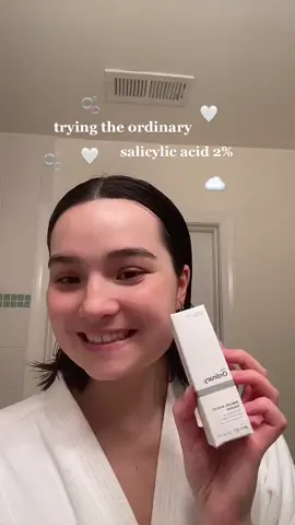 The Ordinary gifted me the salicylic acid 2% solution to try out🫶☁️🫧 @theordinary #theordinary #acne #skincare #pr #gifted #salicylicacid #serum #solution #blackheads #skin #influencer #contentcreator #microinfluencer #clearskin #giftedfromskeepersxordinarygiftedme #prbox #new #trying #skincareroutine #guwm #grwm #bathroom #skincaretips