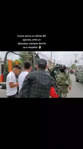 No tenemos nada ante la guardia nacional al contrario se ve que  puede llegar hacer una institución fuerte, pero solo con una  preparación de primer nivel no solo con adiestramiento de 3 meses o un año, y con un nivel académico mas específico para labores de aeropuertos, carreteras, puertos y en actividades de proximidad social todo para tener una policia nacional de primer nivel y no solo para enfrentamientos llegar al último después del ejército.#guardianacional #policiafederal🇲🇽 #policiamilitar #policiasmexico #sedena #guardianacional🇲🇽 #marinaarmadademexico #policiaestatal #policiamunicipal #heroicocolegiomilitar #amlo #policiaministerial #guardianacionalcarreteras #carreteras #policiafederaldecaminos #federaldecaminos 