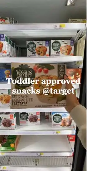 Mom & todler approved snacks at target🫐🍌🍎🍑#MomsofTikTok #momtoks #momtok #toddlermom #toddlersoftiktok #toddlersnacks #toddlersnackideas #organictoddlerfood #targetfinds #targettoddlerfinds #motherhood #toddlerfoodideas #momcontent #sahm 