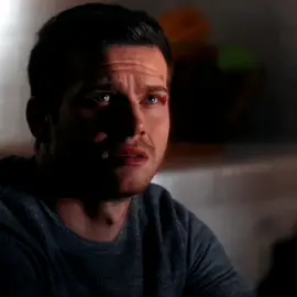 Thank you, 911 writers, I was only waiting for Bobby to say it, so that I could do this video #911fox #911onfox #evanbuckley #evanbuckleyedit #bobbynash #911season6 #comabuck #foundfamily #firefamily #eddiediaz #maddiebuckley #buckleys #buddie 
