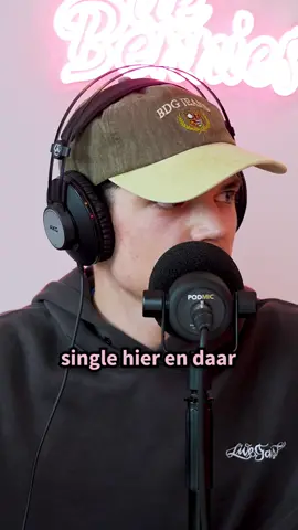 Noël, Thijs en Enzo vertellen over hun liefdesleven en over wat ze gelukkig maakt 🥰 Heb jij de aflevering al geluisterd? 💖 E6 - Onze eerste liefde @Enzo Knol @Noël Dekkers @Tice #DeBennies #Podcast 