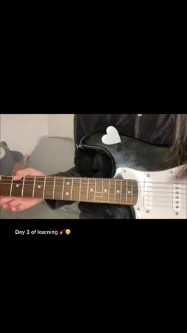 shdbsnsdbd why do my fingers move like chicken legs😭 #electricguitar #thatswhatilike #electricguitarcover #cover #guitartok 