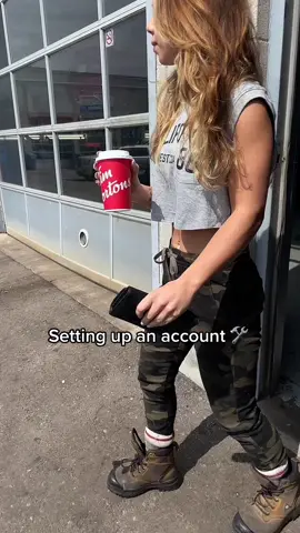 #fyp #forupage #mechaniclife #mechanicgirl #cargirl #womenintrades #mechanicsoftiktok #apprenticemechanic #mechanicgarage #matcotools #matcotruck #matcogirl #accountsetup 