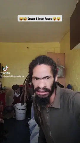 Check out these two 🧐🤣😂 Ducan is up to no good! 🤣🤕 #Ducan #ImanFaces #funnyvideos #localislekker🇿🇦 #CapeTown #Comedian  #viral #fyp #trending #comedy #justforlaughs @Sparta King Musiq SA 