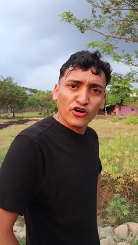 LA MOTO #viral #parati #elsalvador #comedia #atiliolarin #alfredolarin 