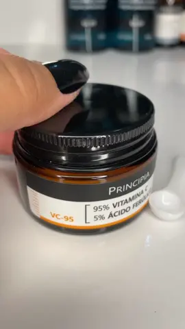 Testando a VITAMINA C-95 da Principia Usei junto com o MIX-02  -Pó com 95% de Vitamina C Pura e 5% de Ácido Ferúlico com alta eficácia contra linhas, rugas, olheiras e hiperpigmentação. -Principais Indicaçoes: Principais  Reduzir e uniformizar a pigmentação  Clarear manchas escuras  Suavizar rugas e linhas finas  Diminuir olheiras e bolsas. #produtosskincare #dicasdebeleza #principiaskincare #vaiprofycaramba 