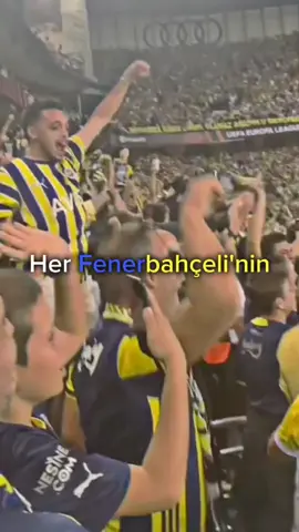 Yoğun İstekleriniz Üzerine Beşiktaş Versiyonu Da Geldi🤠💛💙 #fenerbahçe #fenerbahçebeşiktaşkardeşliği #fenerbahçebeşiktaş #fenerbahçe💛💙şampiyon #keşfetbeniöneçıkar #keşfet #fenerbahçeliyiz #beşiktaş🖤🤍 #beşiktaşkkk #beşiktaşfenerbahçe #fbjk 