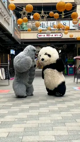 ông gấu tài lanh giúp bạn 😂😂 #xuhuong #xuhuongtiktok #funnytiktok #funnyvideo #clip #funny #trending #haihuoc #videohaihuoc 