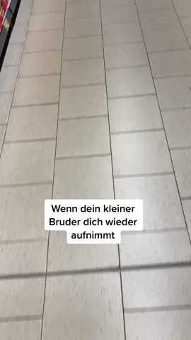 Mein kleiner bro wieder 🤣🤣🤣🤣 folgt für mehr 😘😘😘 #viral #fyp #viralvideo #4blocks #maruf 