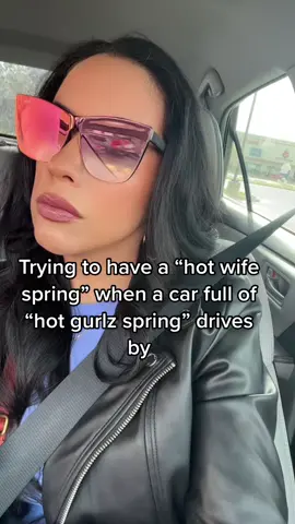 Have fun gurls! #latina #hotwifespring #hotgirl 