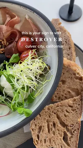 new fav breakfast/lunch spot !! so aesthetic + food so yummy !! plus the portions are large to share :) #fyp #foryou #food #Foodie #brunch #brunchspots #brunchspotsinla #foodtiktok #FoodTok #losangeles #thingstodoinlosangeles #foodplaces #losangelesfood #placestoeatinlosangeles #brunchrecommendations 