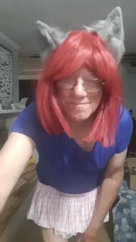hi everyone, strawberry here,I'm back! having fun with a goofy video for your enjoyment, lol