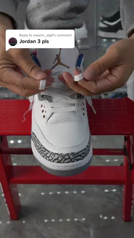 Replying to @nassim_alg0 #fyp #sneakers #foryou #lacetutorial #shoelaces #flightkickz #jordan3 