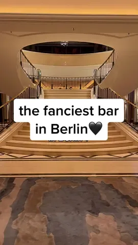 Have you already been here? I loved it🖤 #ritzcarlton #ritz #berlin #berlinbar #berlinbars #berlinfood 