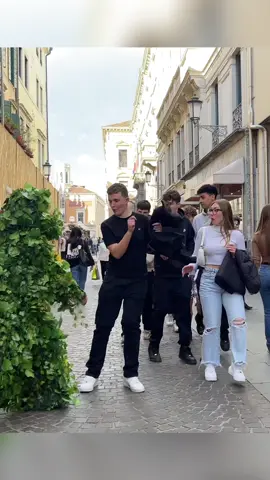 Ciao Mamma , sono Virale  #fyp #padova #bushman #prank #laughter 