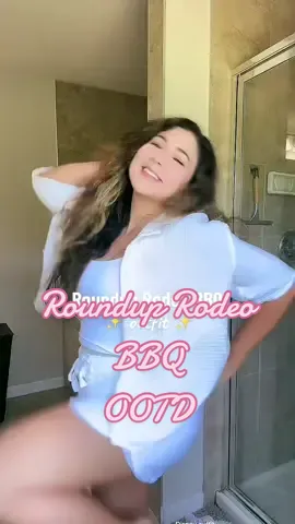 We had so much fun at Roundup Rodeo BBQ’s! It’s definitely a must try but thwre are some things you should know before going. I’ll be posting my review soon but for now lets take a moment for the outfit! 🤠 #disney #disneybound #disneybounding #toystoryoutfit #andysroom #disneyoutfits #disneyootd 