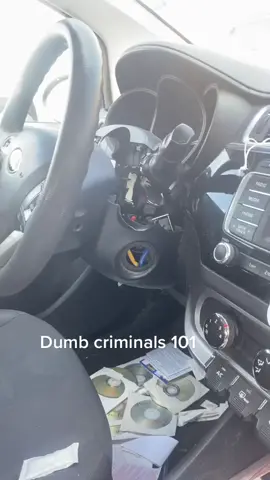 Kia boy tried to steal a kia with the top of engine on passenger side seat . Also they broke the window when all the doors were unlocked 😂😂 #dumbcriminals #failarmy #kia #fyp #comedy #funny