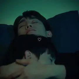 just #guncher cuddling bc they're the cutest couple ever <3  [ #abossandababe #forcebook #fforce_ #forcejiratchapong #kasibook_ #kasibook #edit #bl #gmmtv #fyp ]