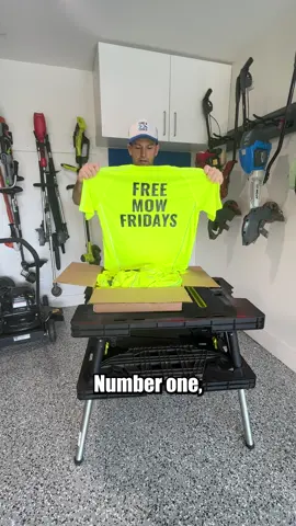 @Printed Workwear coming up with the goods! What do you think of my new shirts?  #mowing #tools #workwear #lawncontractor #uniform #freemowfridays #certifiedlawndetailer 