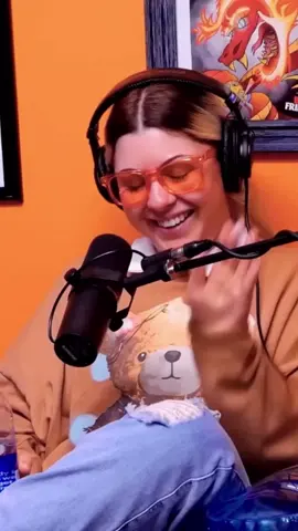 Bad Friends - Bobby’s manager is WILD #fyp #badfriendspod #podcast #podcastclips #comedypodcastcompany #comedypodcast #funny #tiktok #tiktokchallenge #zyxcba #bobbylee #andrewsantino 
