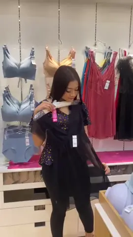 Your new Raya outfit is not complete without brand new lingerie. 😉 Follow Siti on why XIXILI is her lingerie brand of choice. #XIXILI #HariRaya #BundlePromotion 