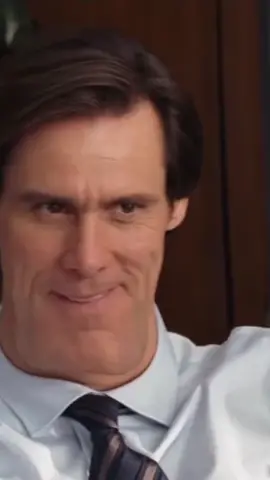 We recommend watching this entire movie with the large chin filter 🤣🤔 #yesman #jimcarrey #largechin #fypage 